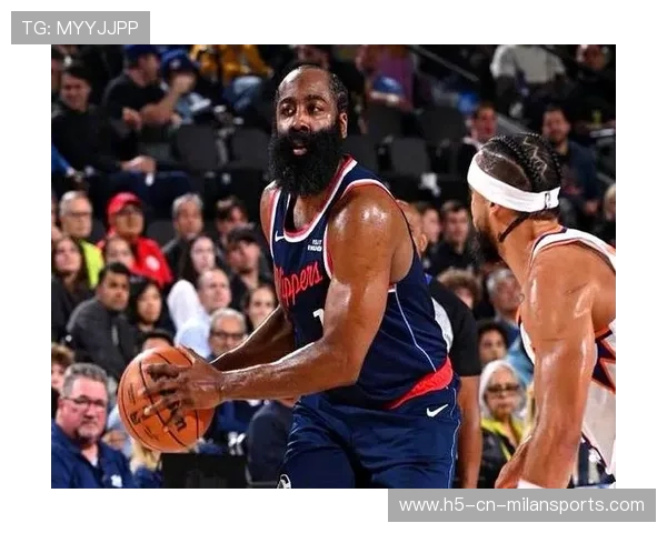 哈登突破造犯规，快船攻防节奏掌控