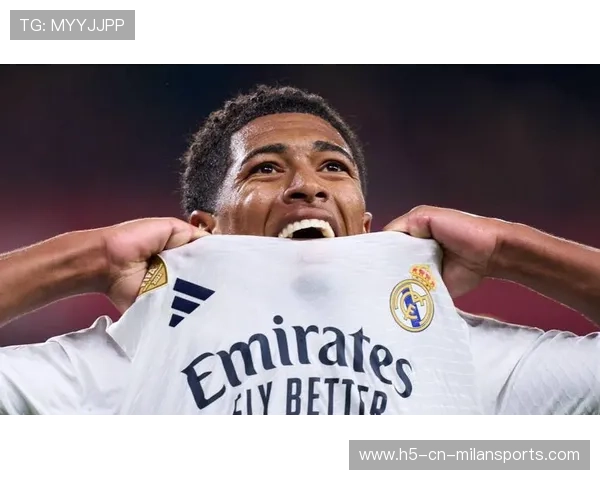 皇马外线传中频繁制造威胁，贝林厄姆头槌偏出